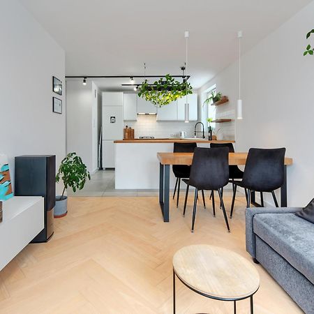 Seaside Retreat Gdansk - 64M2, Parking, Workspace- By Rentujemy Exterior foto